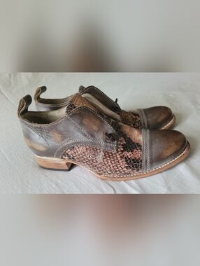 Freebird By Steven Mabel Oxford's Sz 8 Shoes